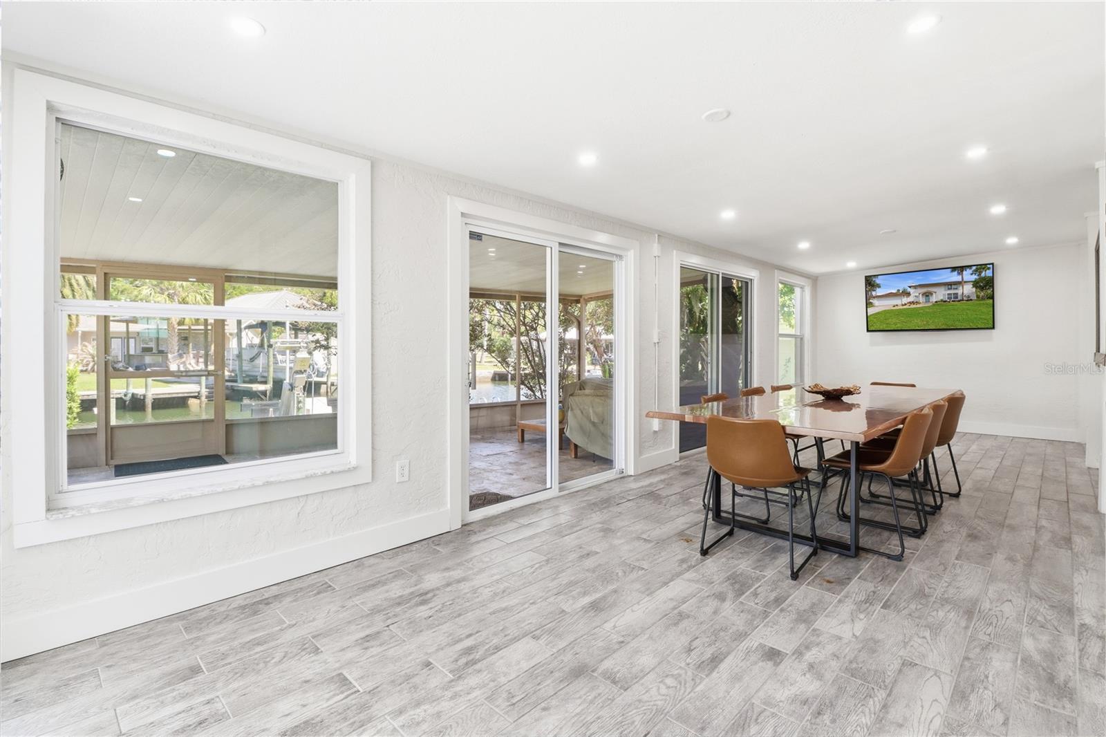 PARADISE COUNTRY CLUB UNIT 03 - Residential