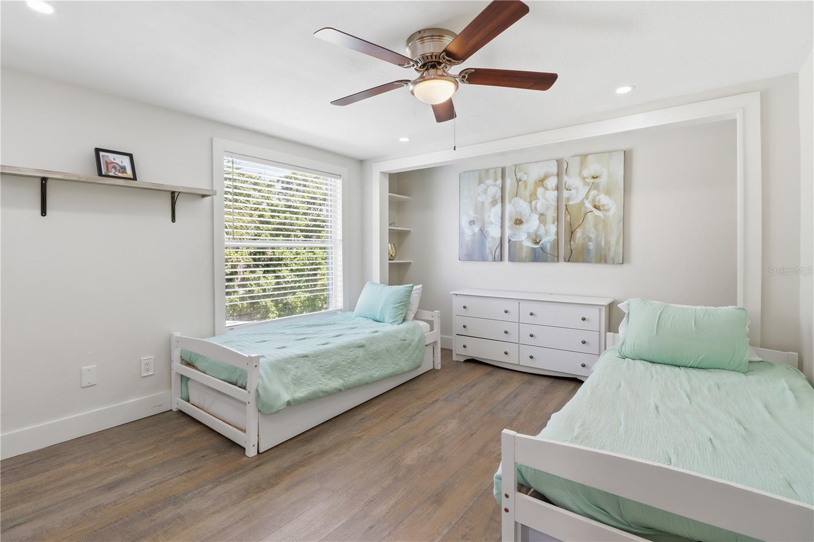 PARADISE COUNTRY CLUB UNIT 03 - Residential