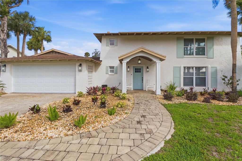 Photo of 9235 W Harbor Isle Court, Crystal River, FL 34429 (MLS # G5111727)