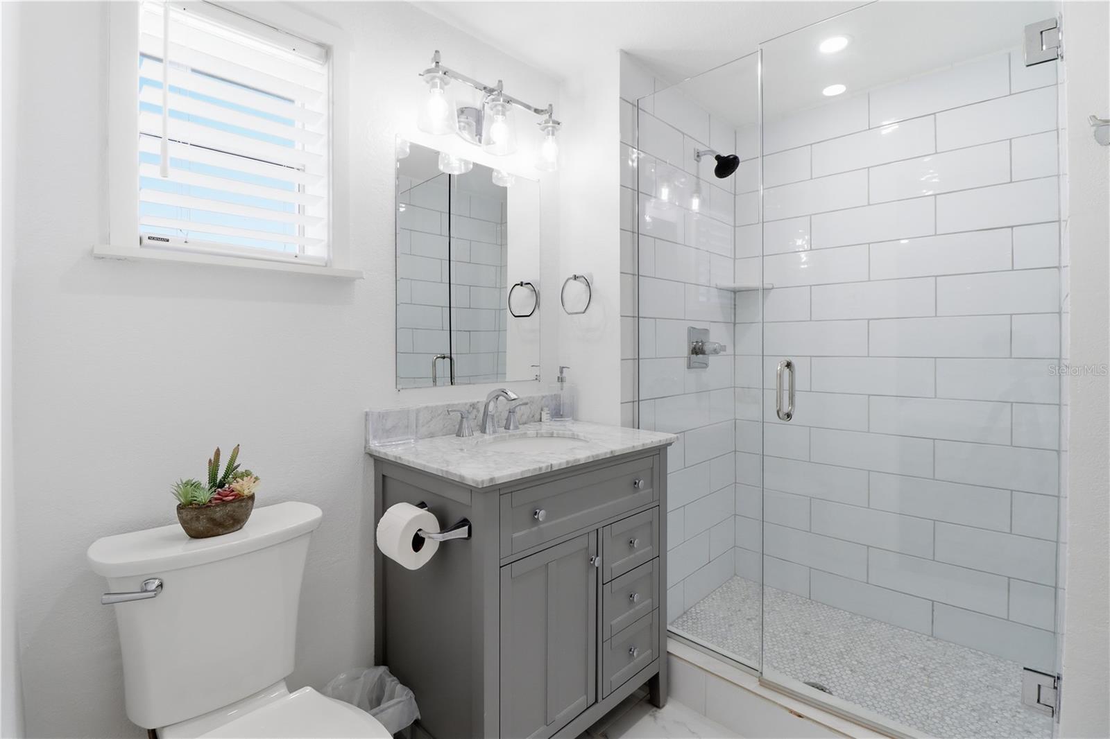 PARADISE COUNTRY CLUB UNIT 03 - Residential