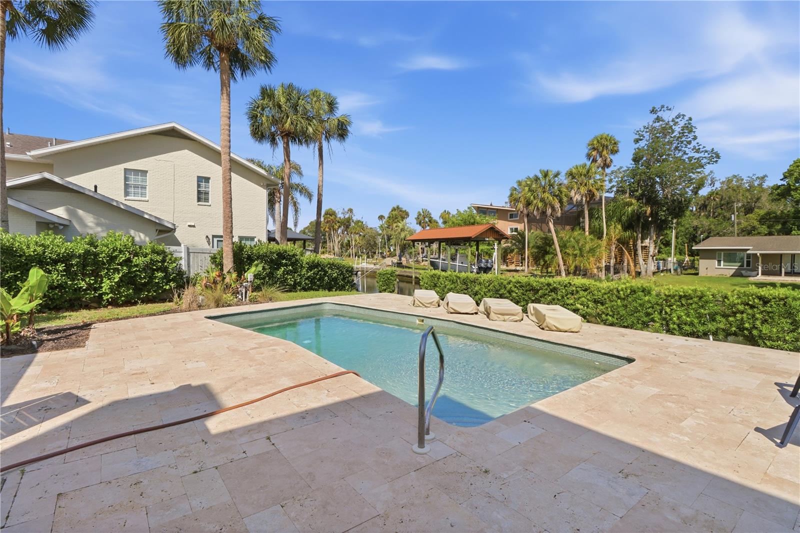 PARADISE COUNTRY CLUB UNIT 03 - Residential