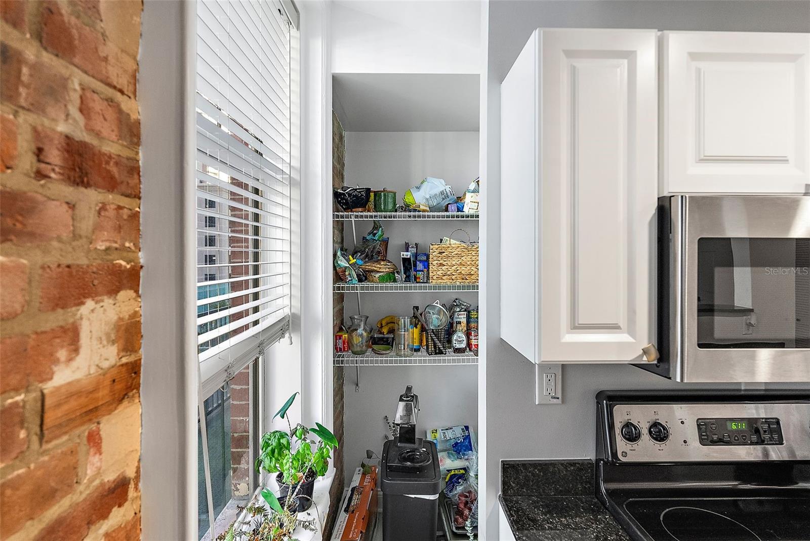 215 CENTRAL AVENUE 4H