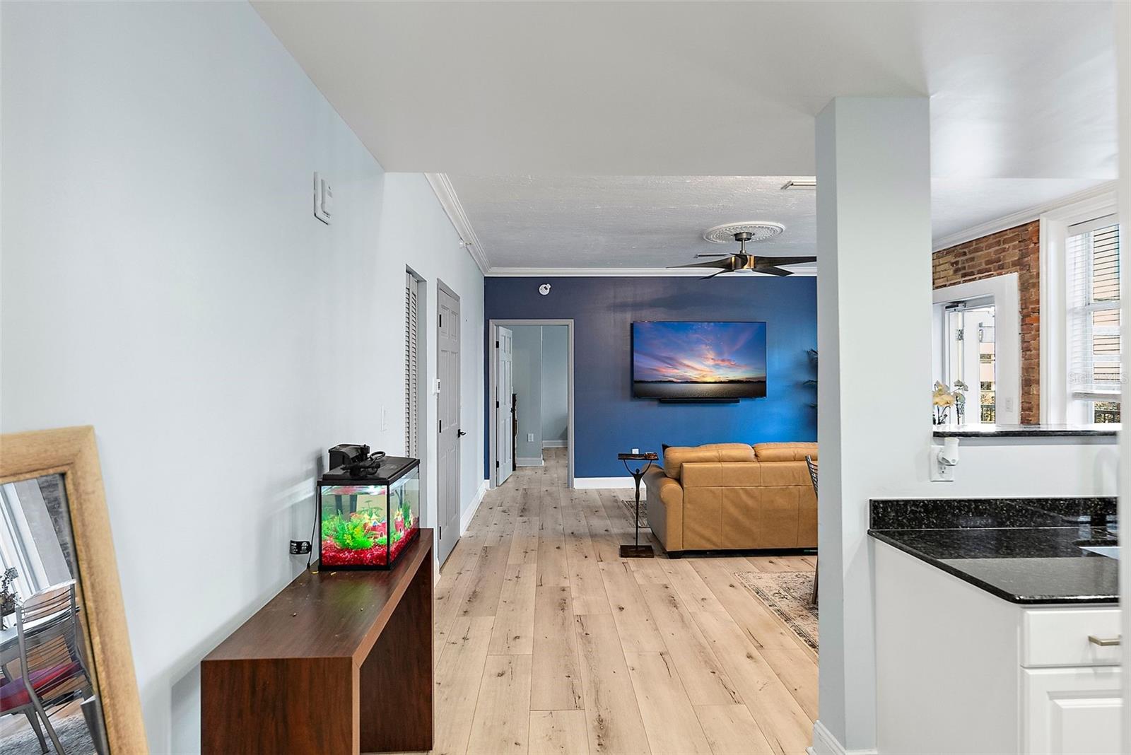 215 CENTRAL AVENUE 4H