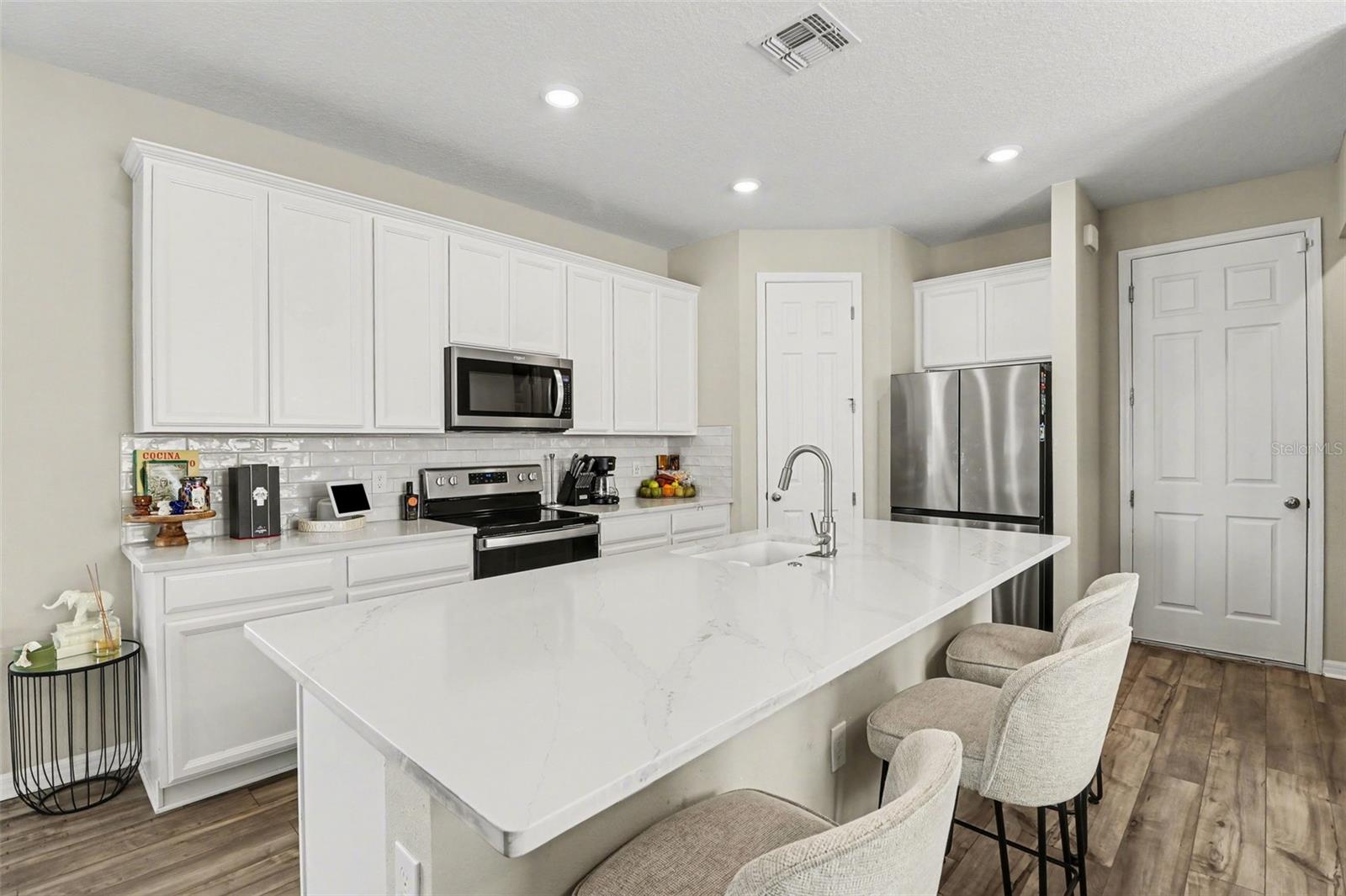 HIGHLAND RDG - Residential