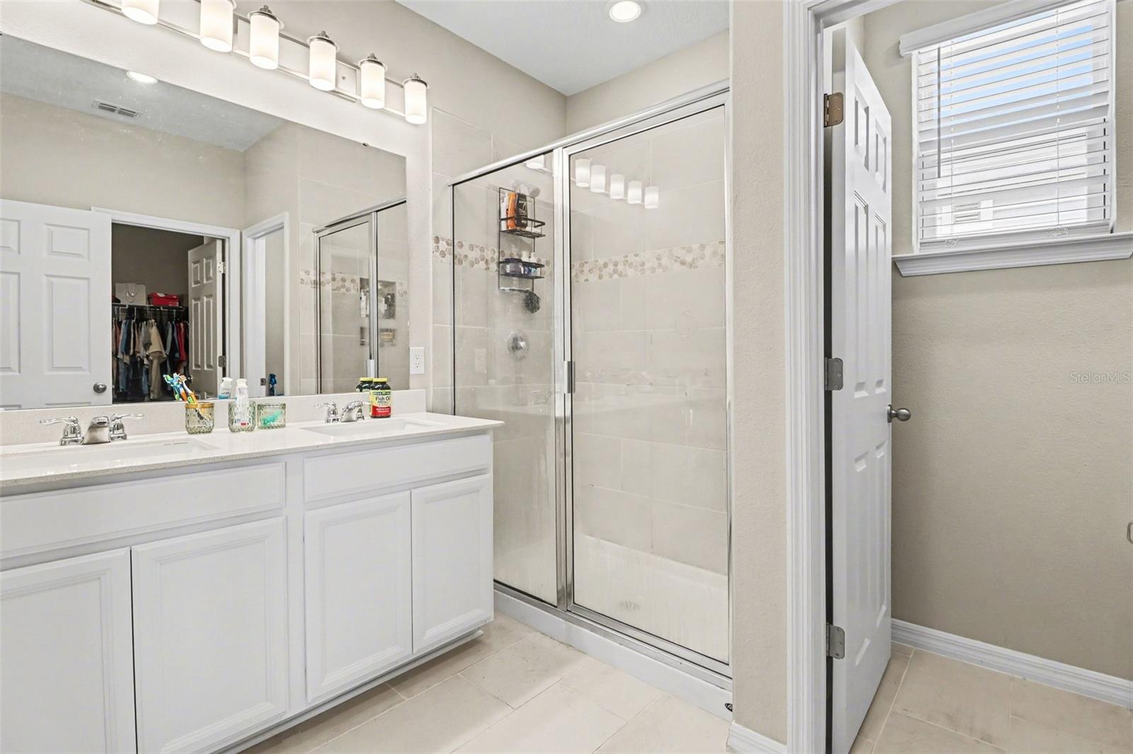 HIGHLAND RDG - Residential