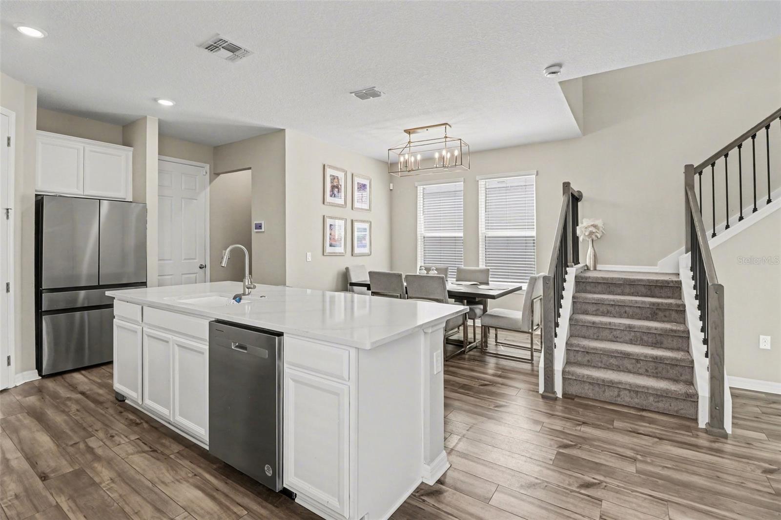 HIGHLAND RDG - Residential