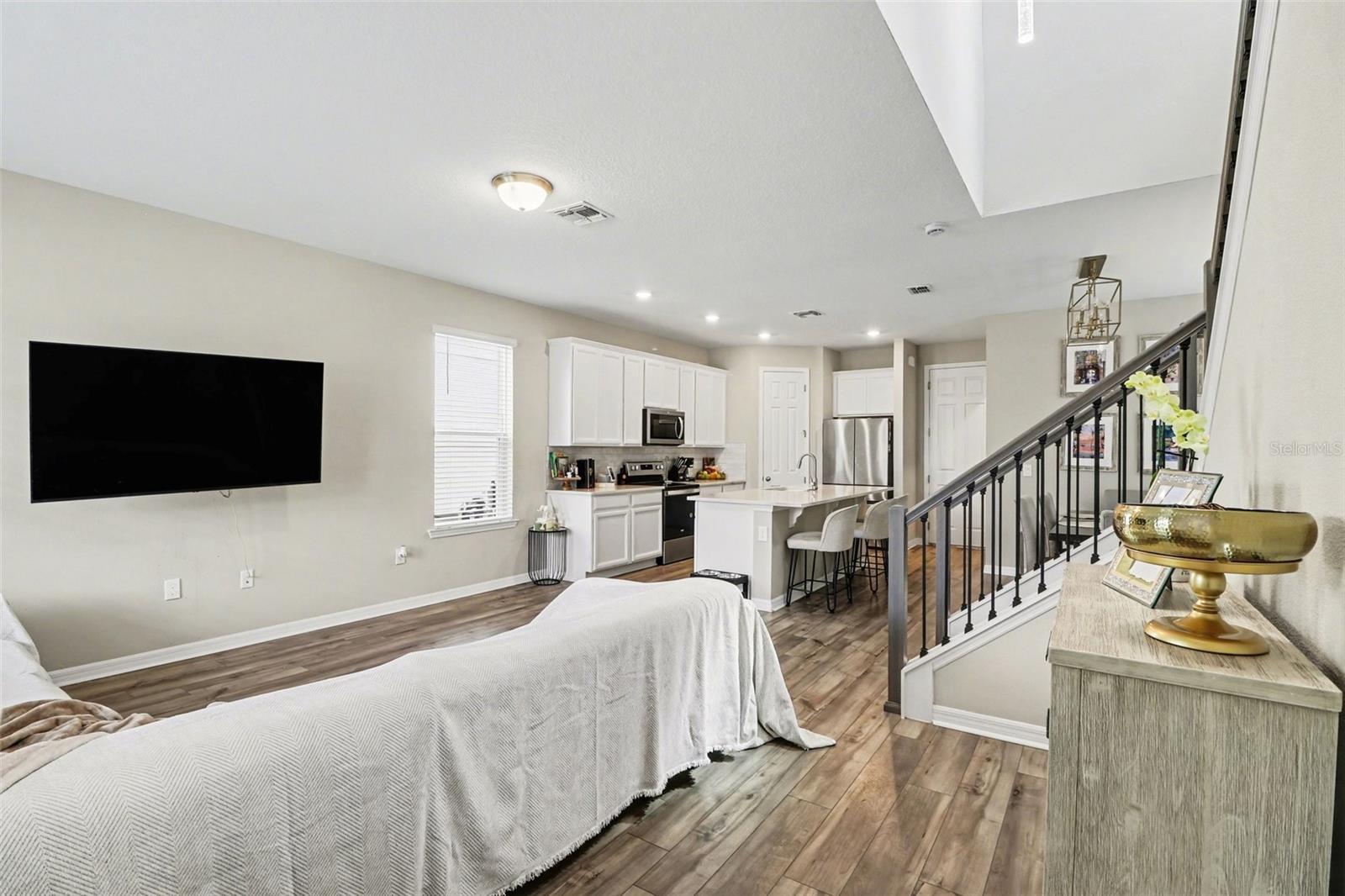 HIGHLAND RDG - Residential