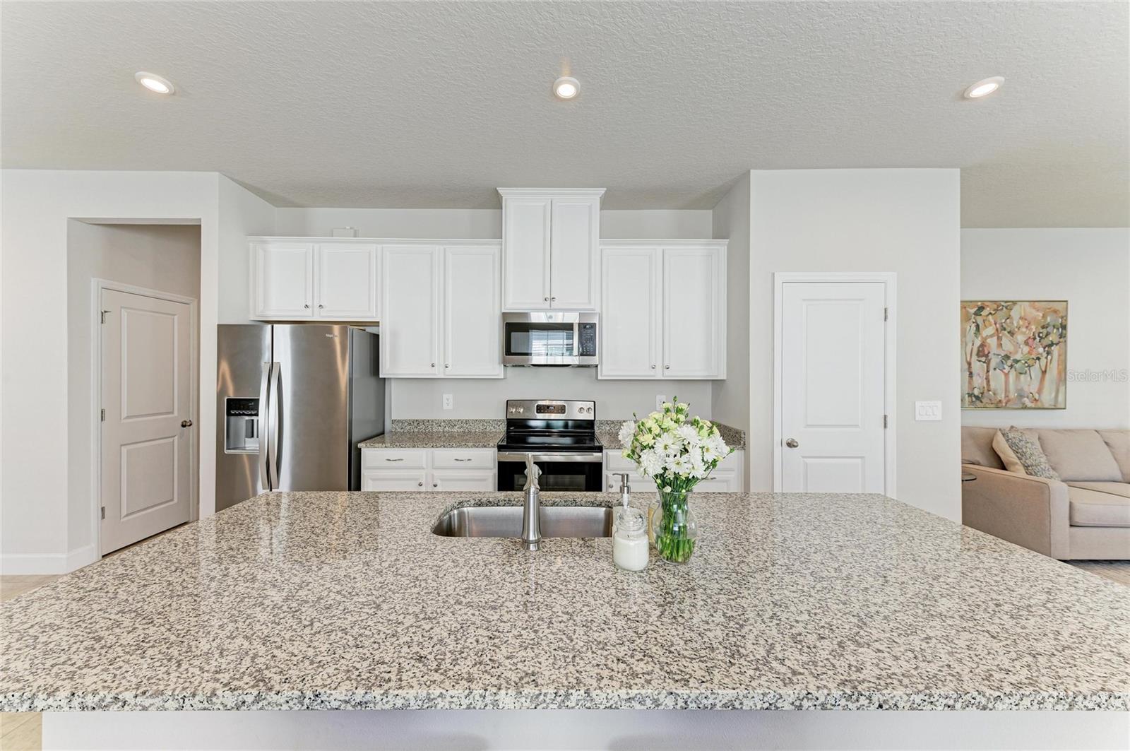 AVALON WOODS - Residential