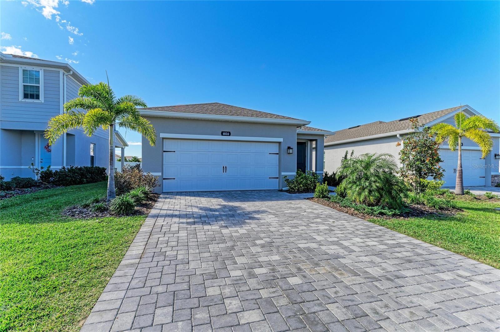 AVALON WOODS - Residential