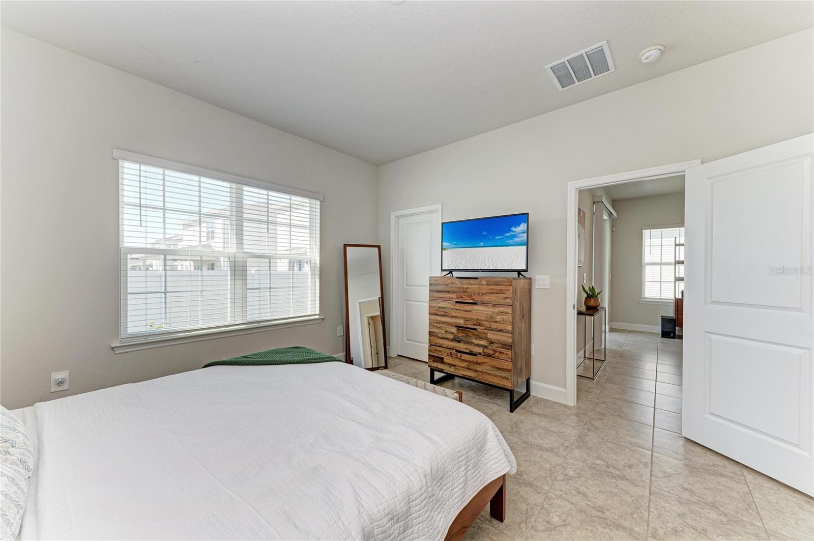 AVALON WOODS - Residential