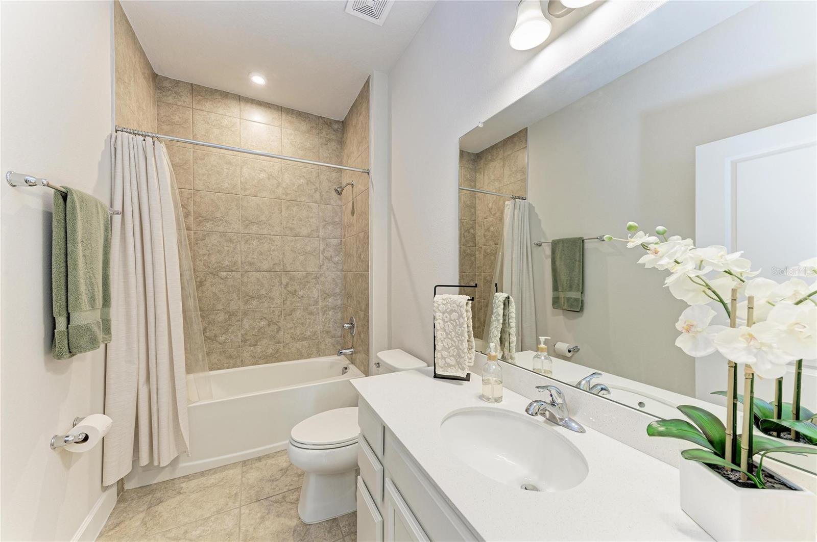 AVALON WOODS - Residential