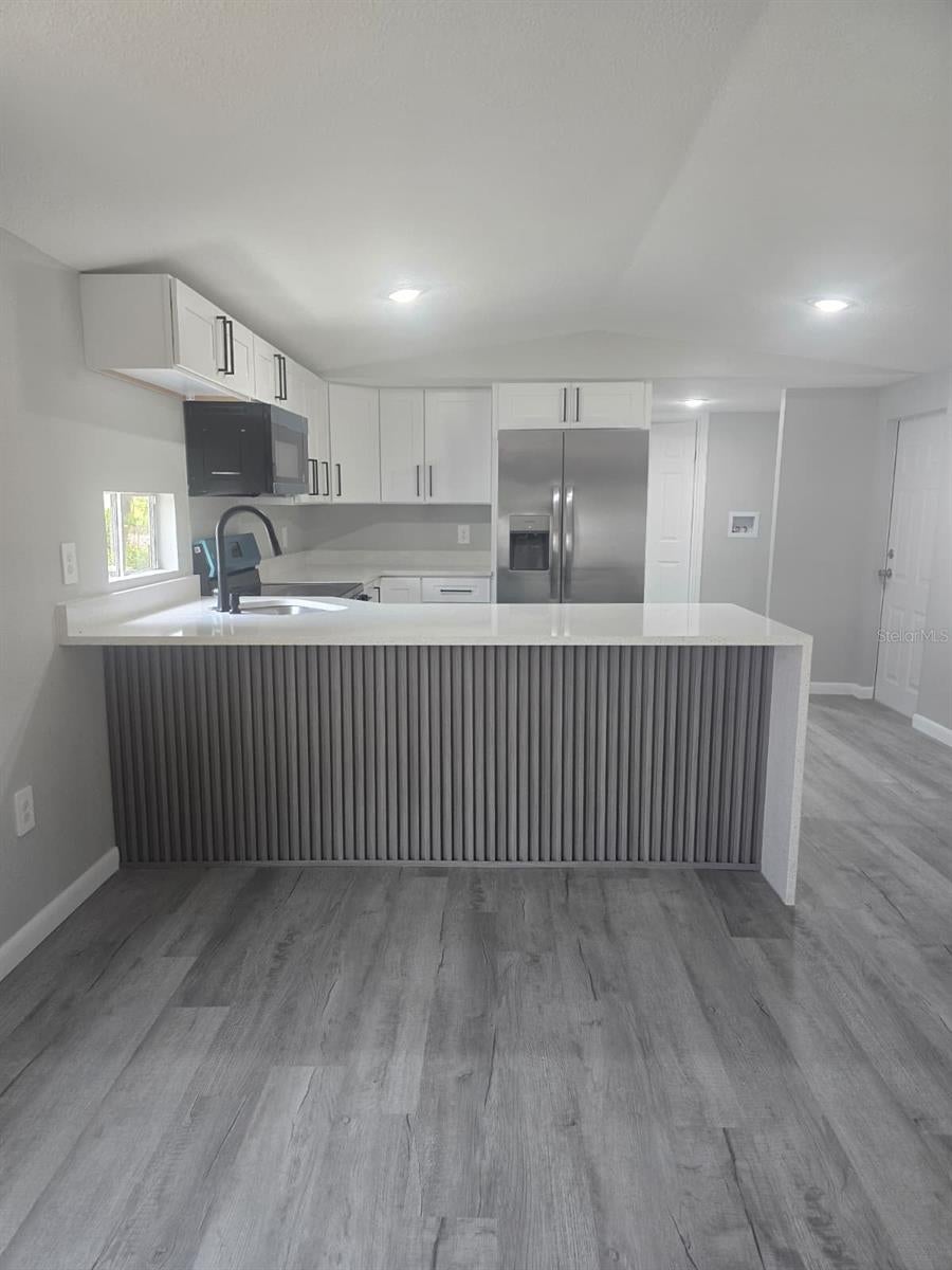 1807 PAULINE DRIVE 279