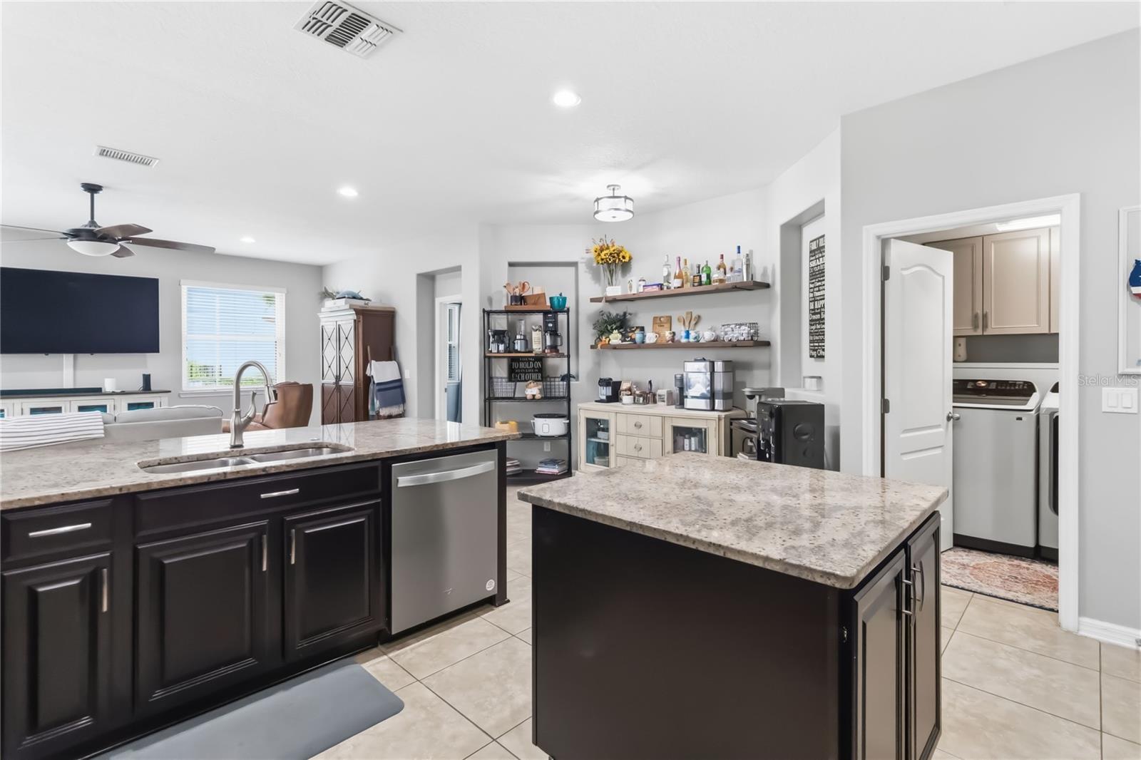 EAST LAKE PARK PH 03-5 - Residential