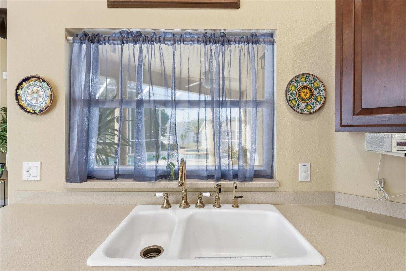 CRYSTAL OAKS SEVENTH ADD - Residential