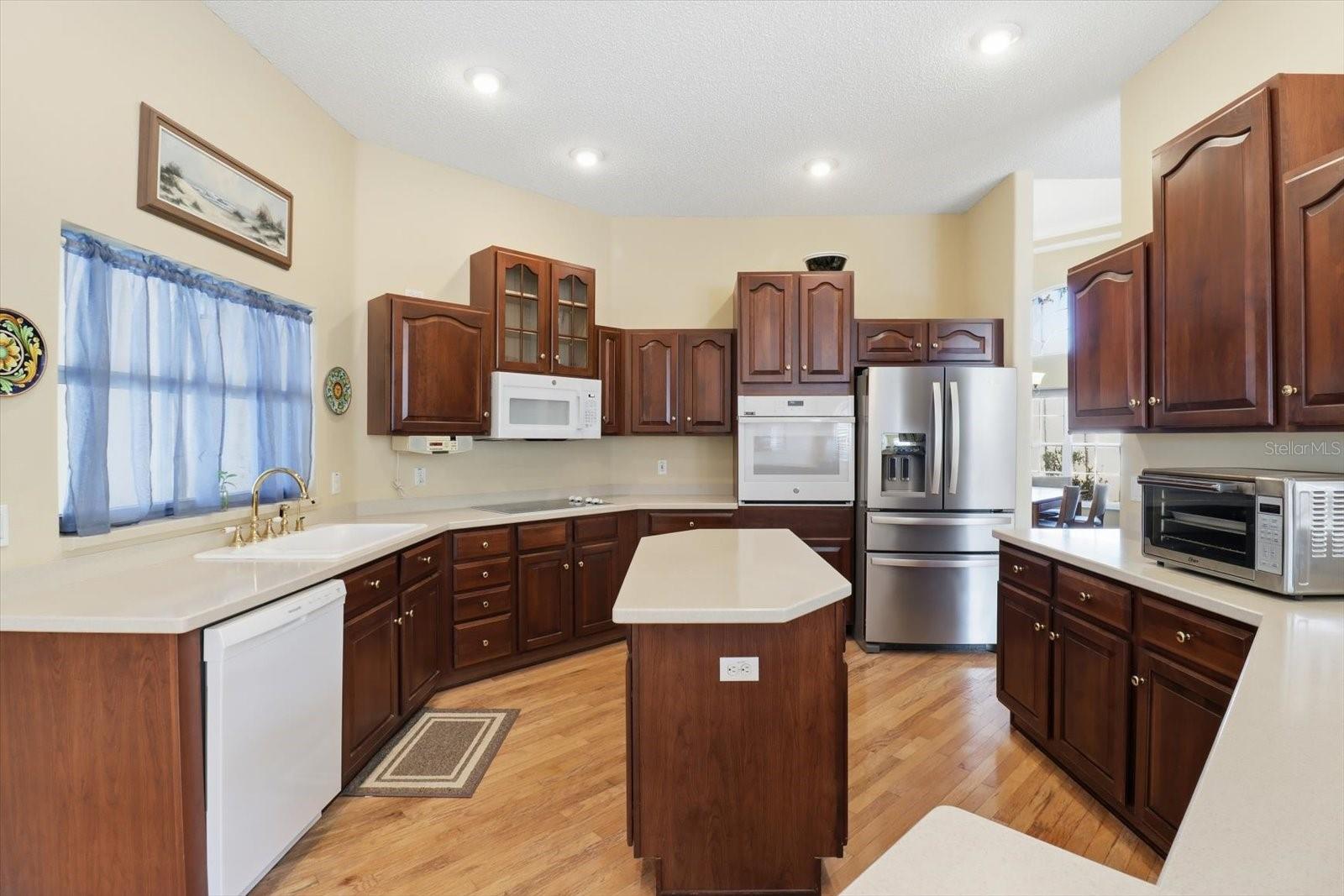 CRYSTAL OAKS SEVENTH ADD - Residential