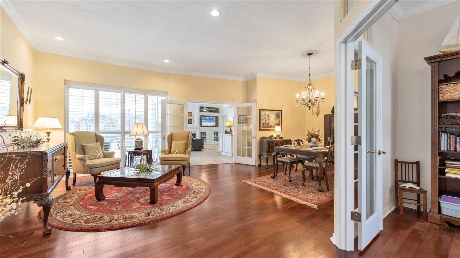 MANGO PARK NORTHWEST - Residential