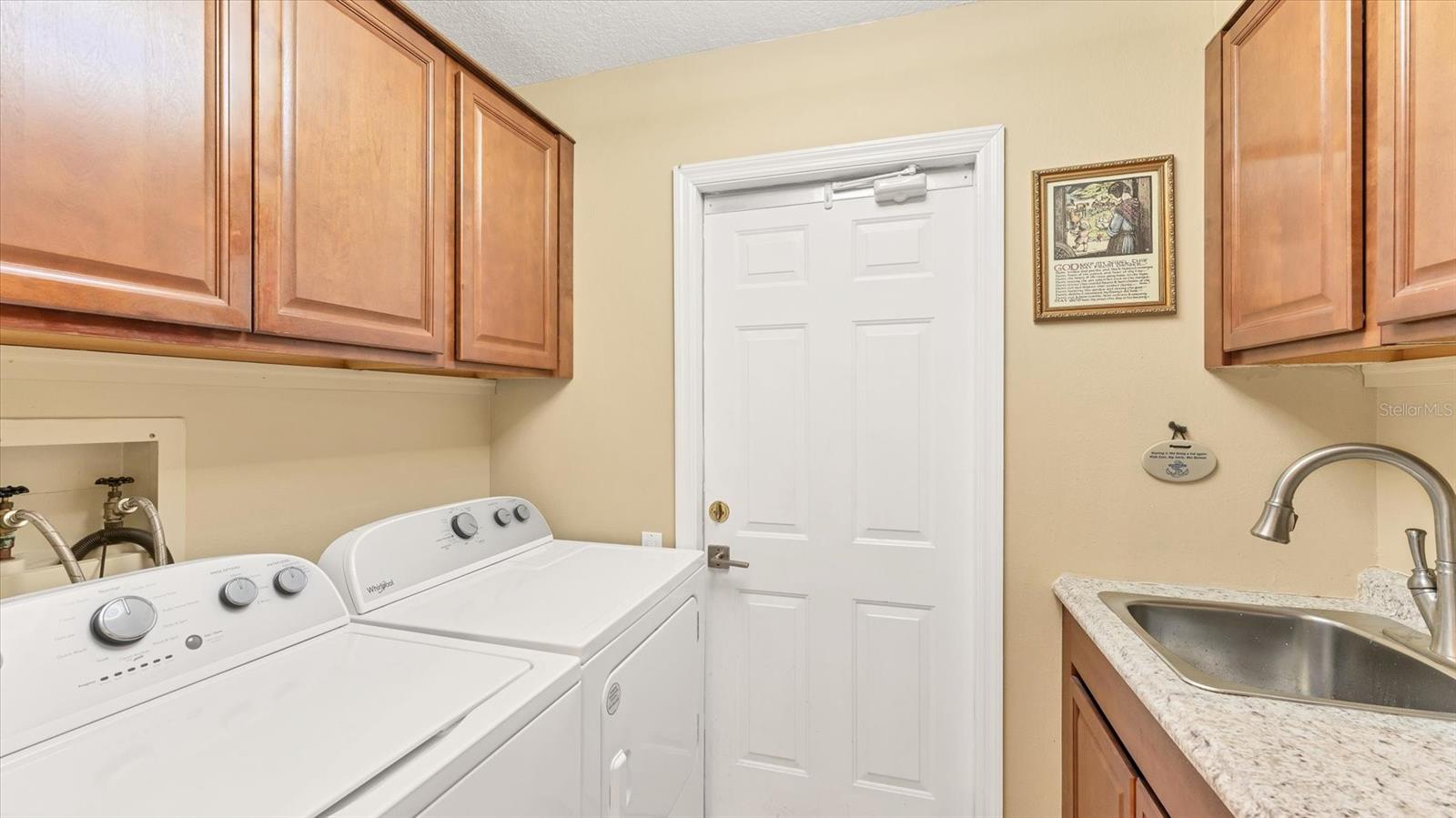 MANGO PARK NORTHWEST - Residential