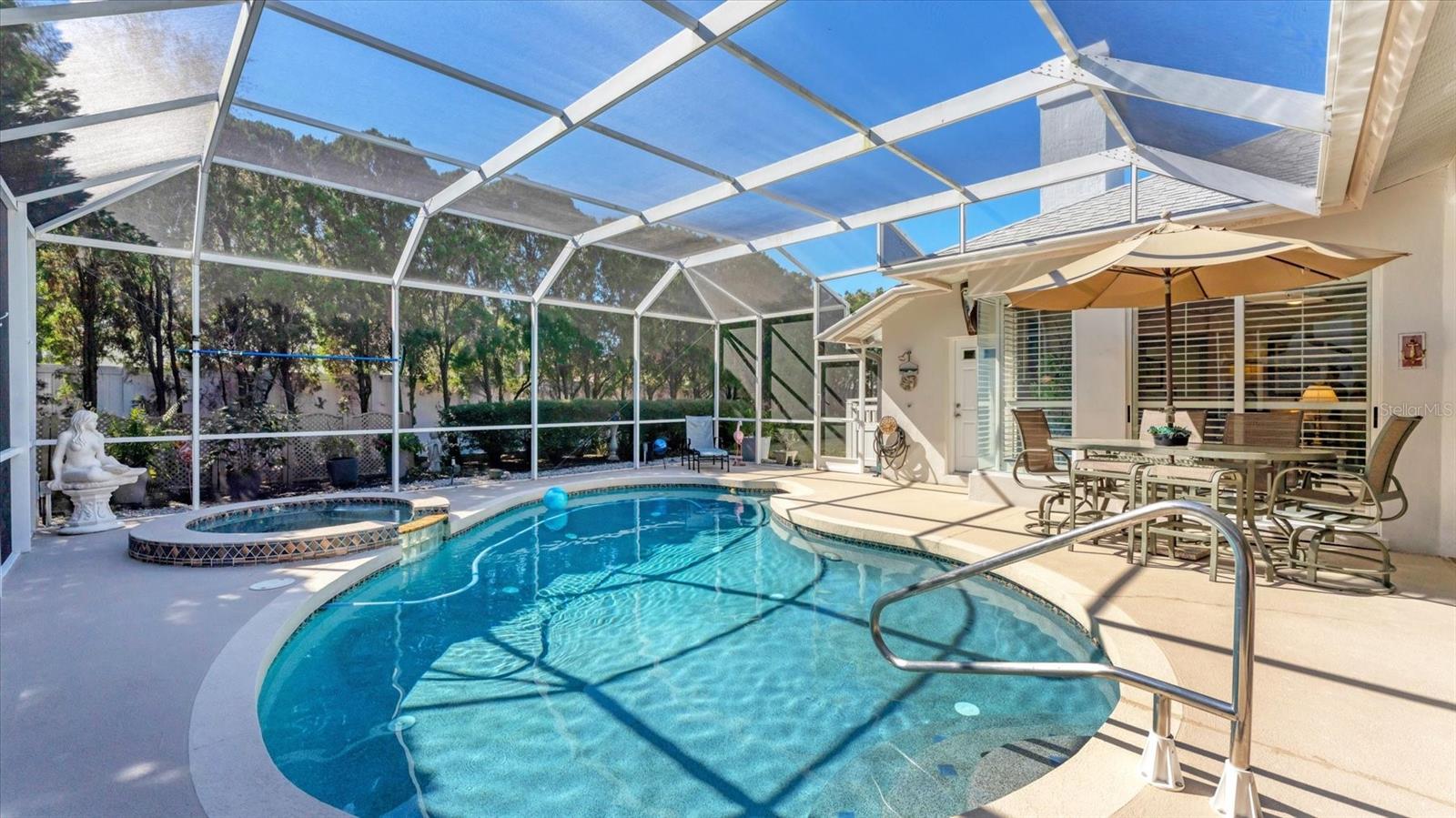 MANGO PARK NORTHWEST - Residential