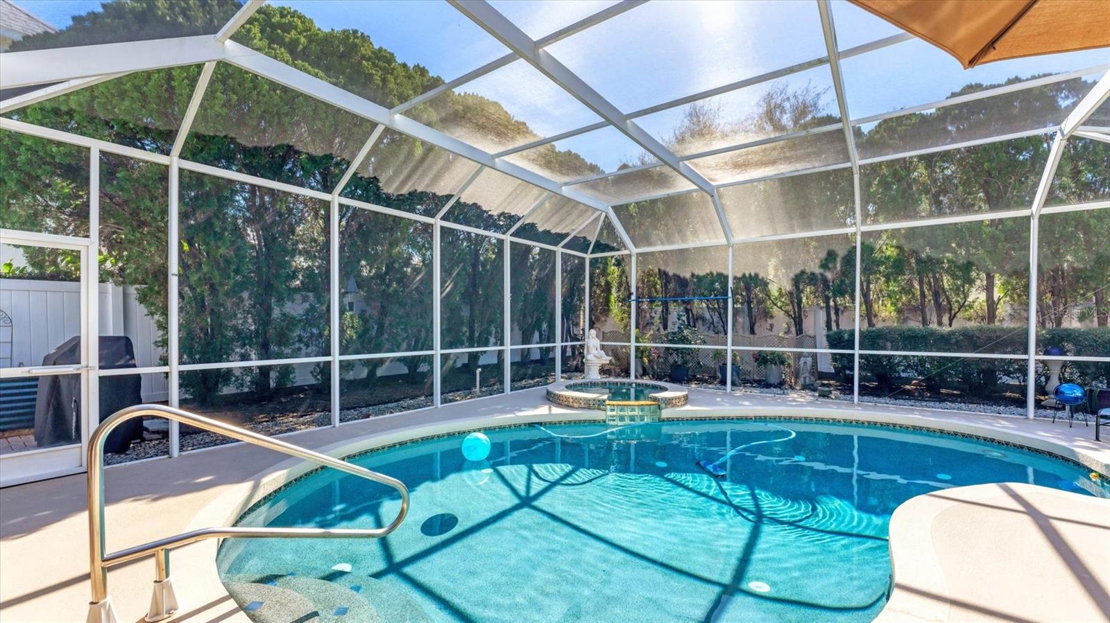 MANGO PARK NORTHWEST - Residential