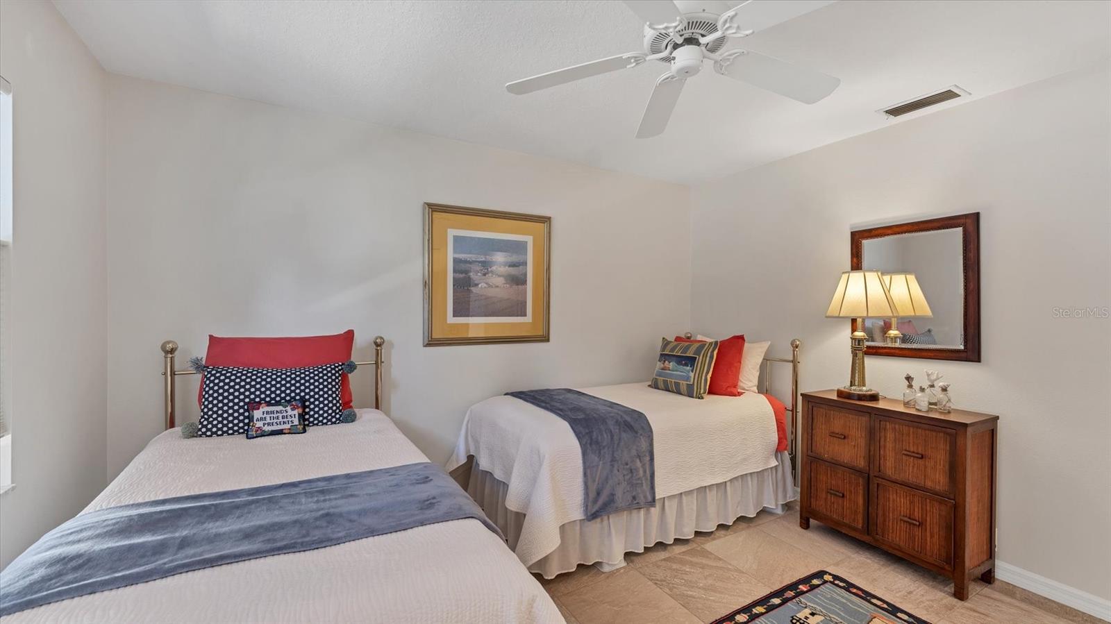 MANGO PARK NORTHWEST - Residential