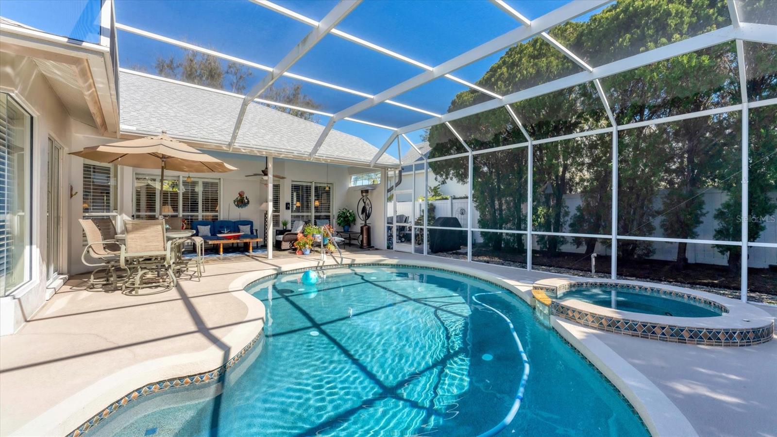 MANGO PARK NORTHWEST - Residential