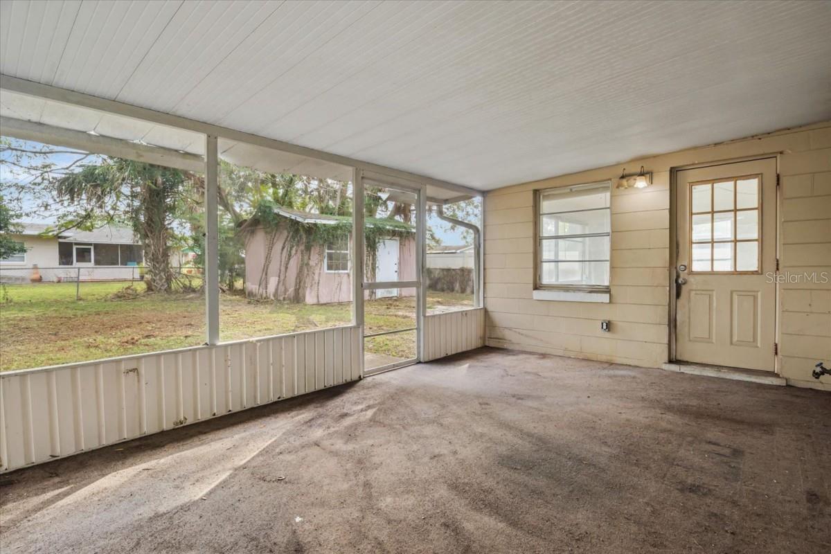 GARDEN GROVE - Residential