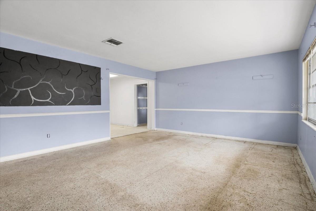 GARDEN GROVE - Residential