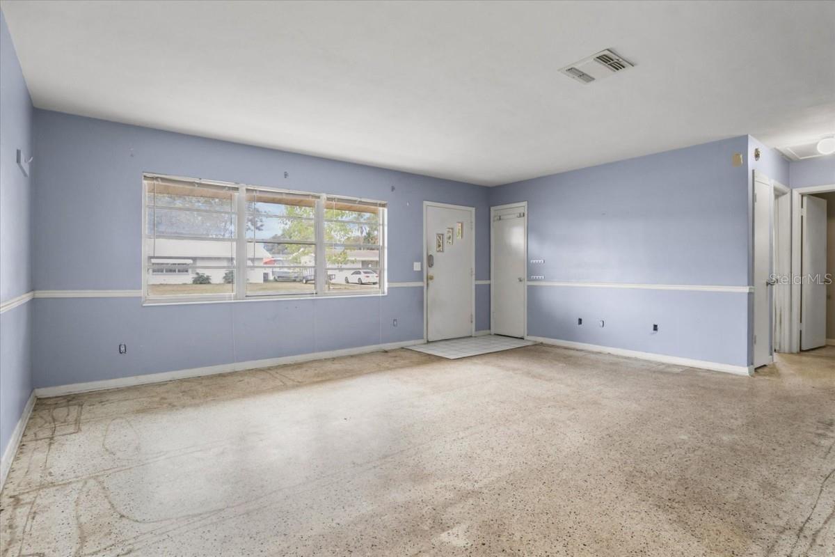 GARDEN GROVE - Residential