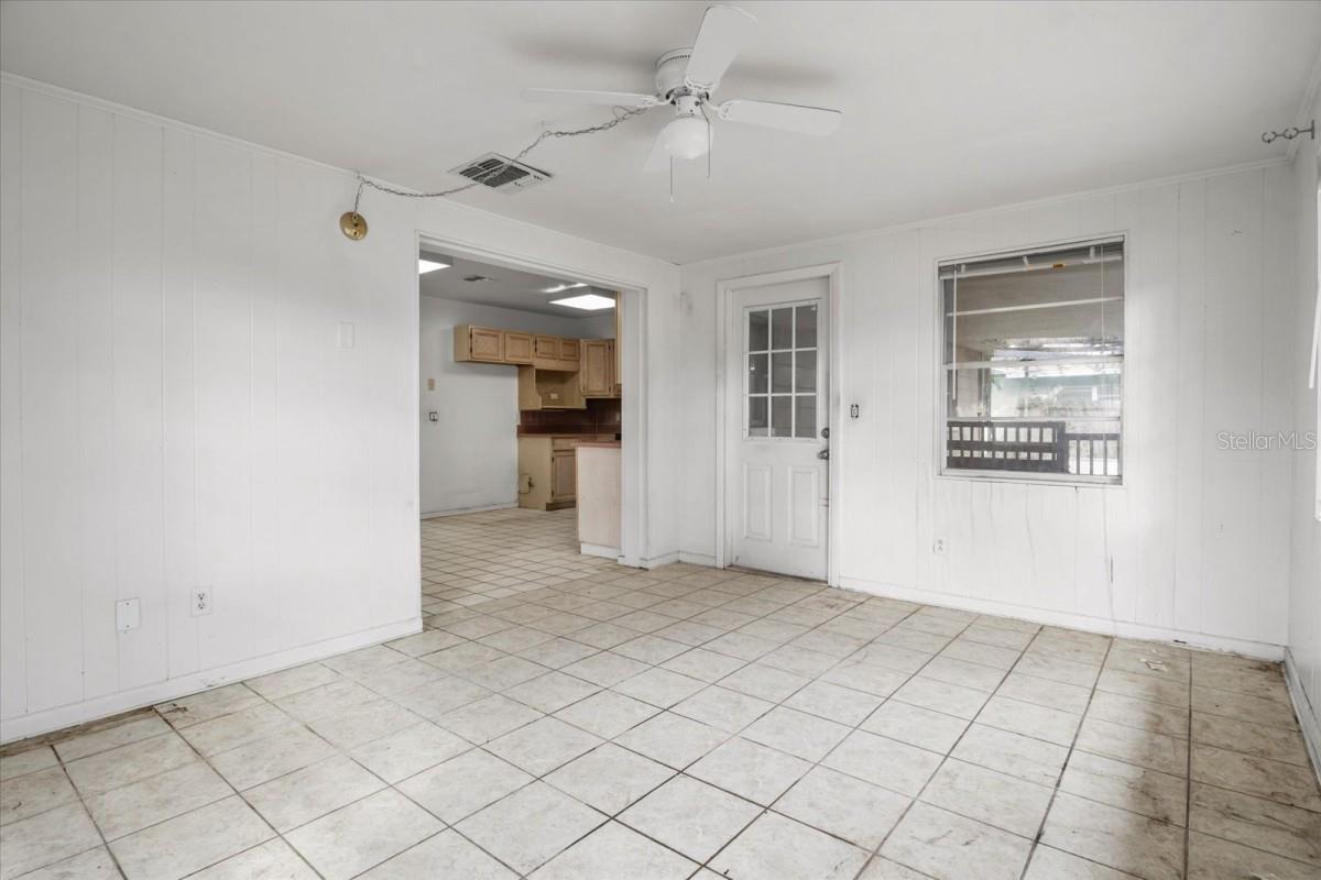 GARDEN GROVE - Residential