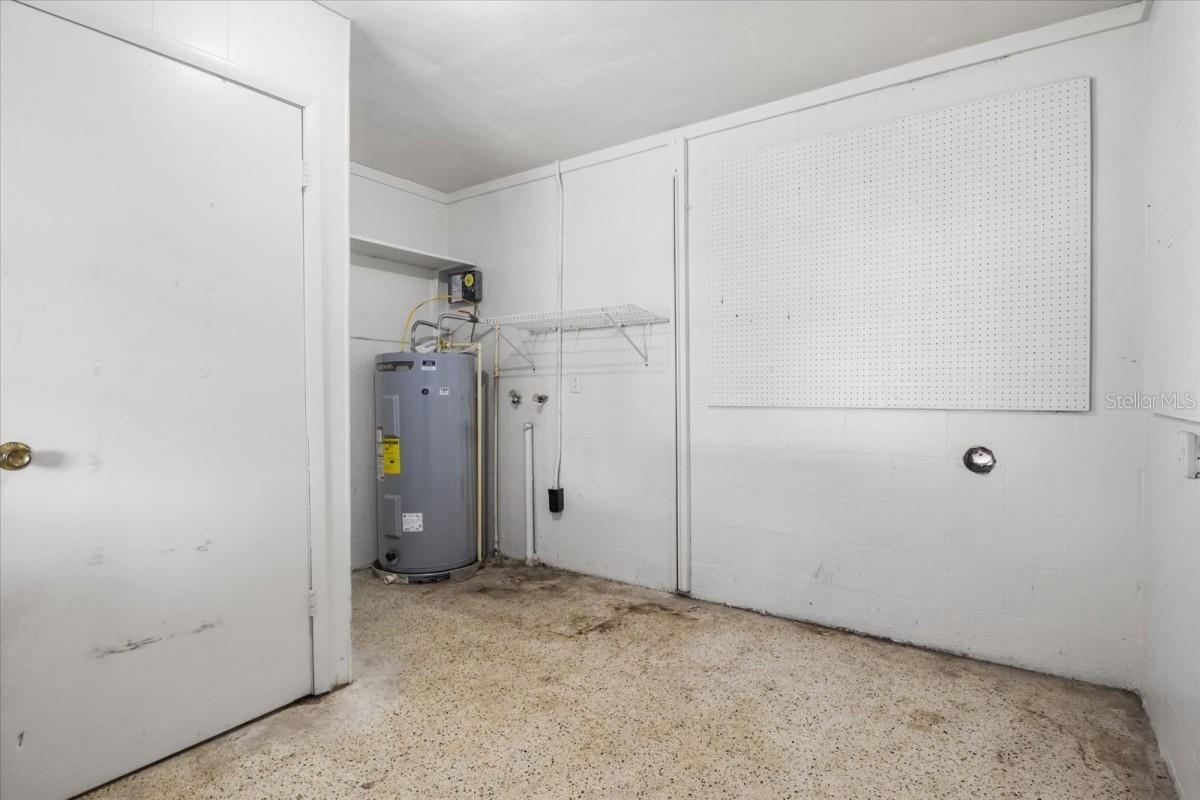 GARDEN GROVE - Residential