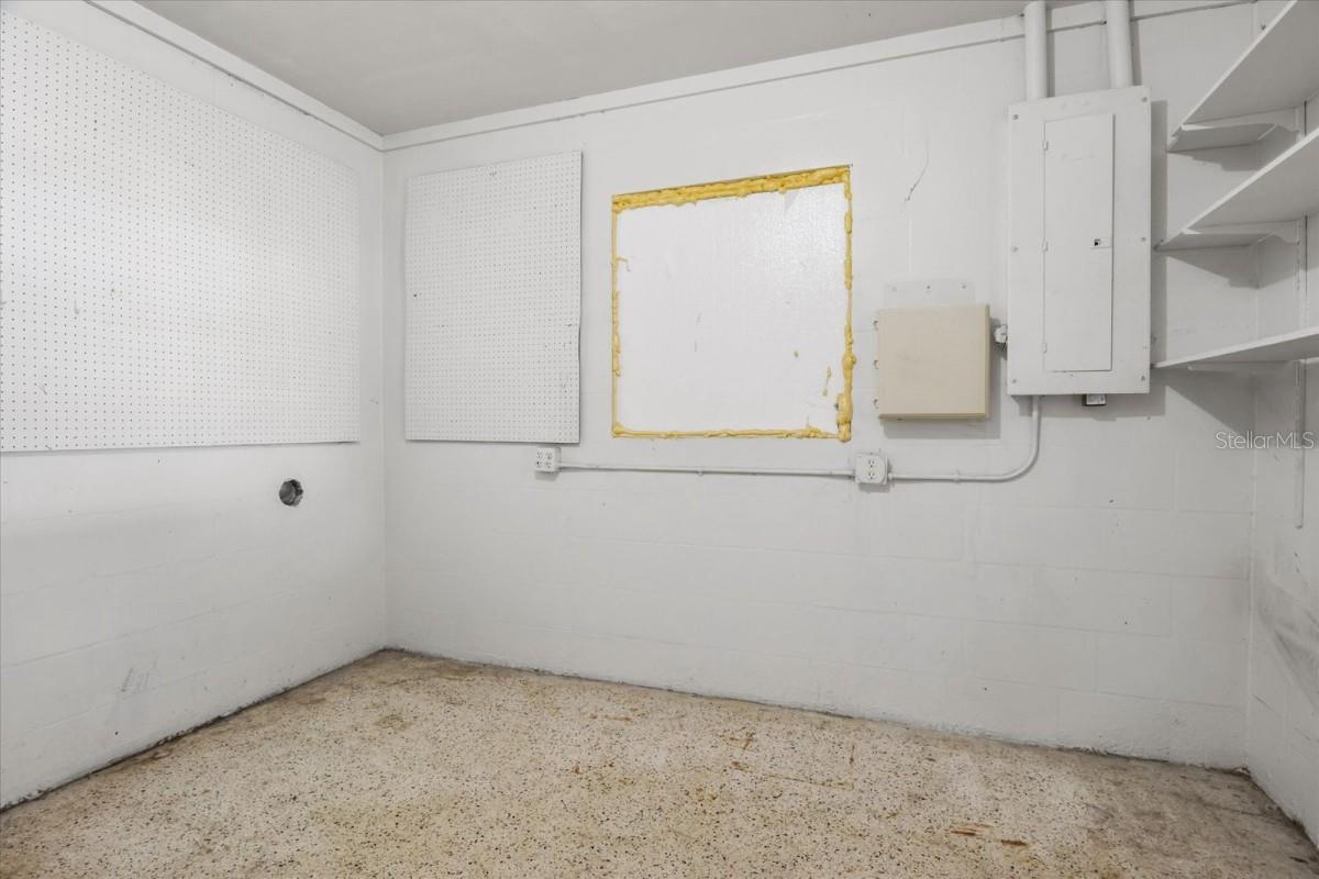 GARDEN GROVE - Residential