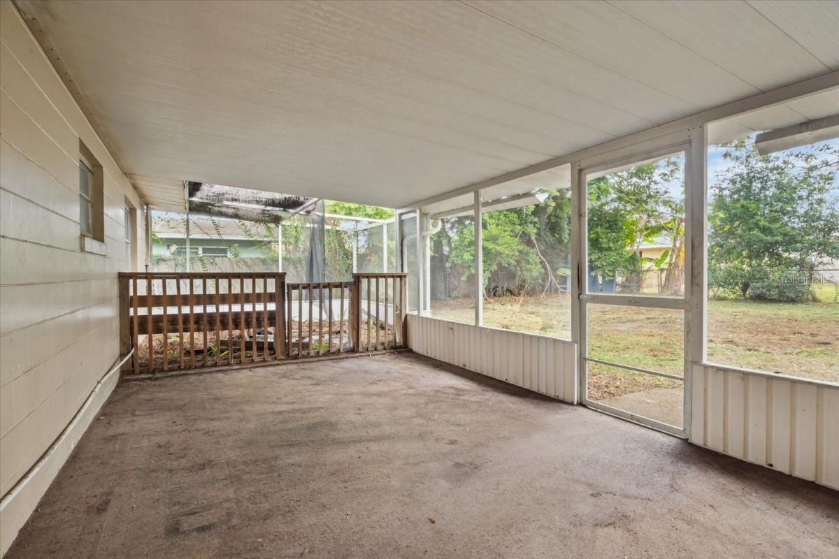 GARDEN GROVE - Residential