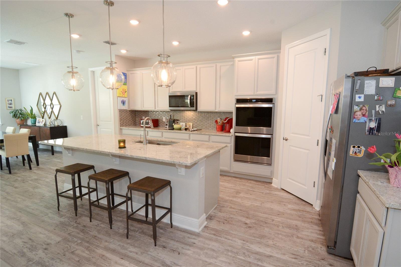 OAKMONT RESERVE - Residential