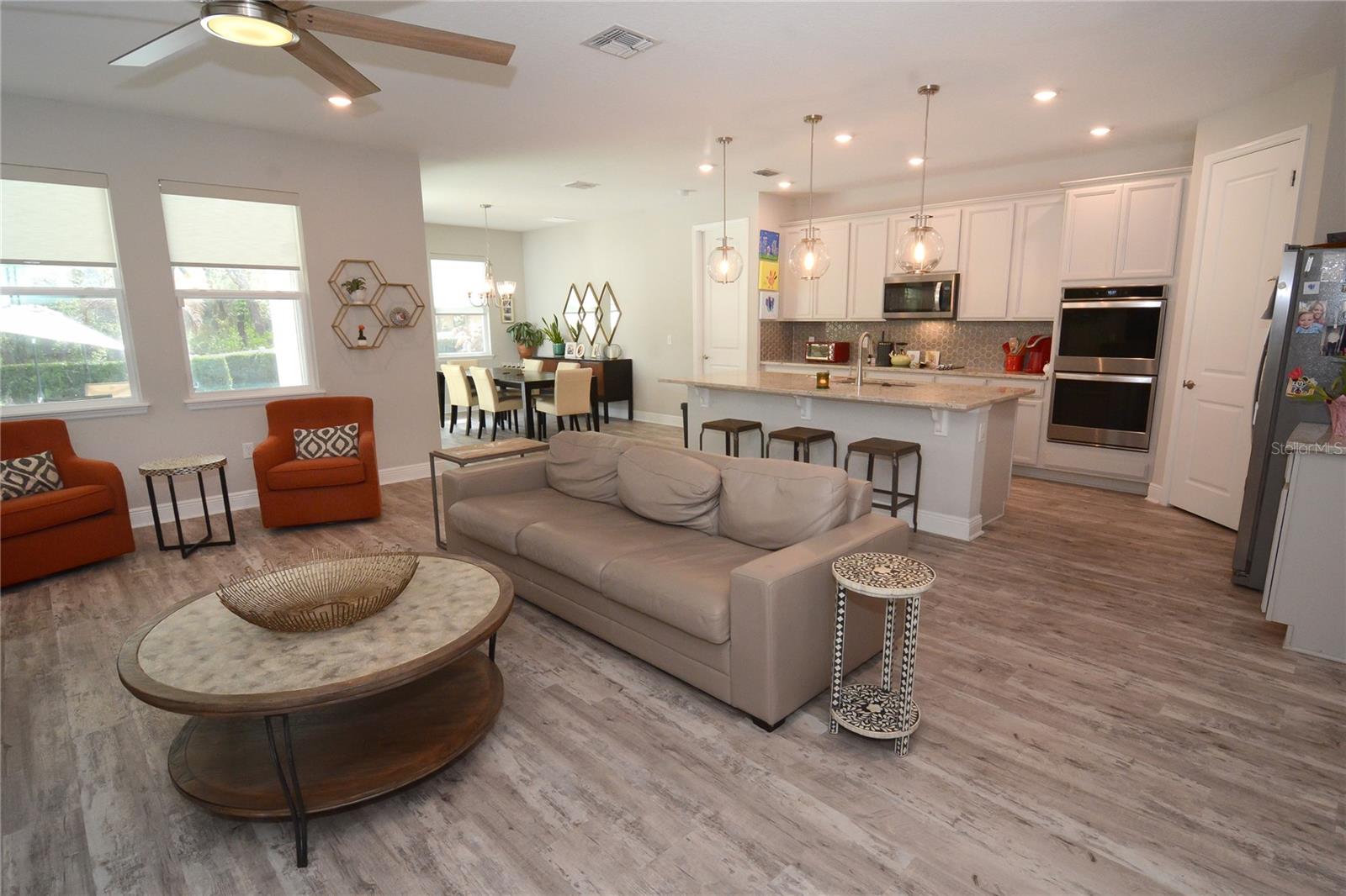 OAKMONT RESERVE - Residential