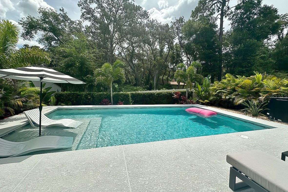 OAKMONT RESERVE - Residential