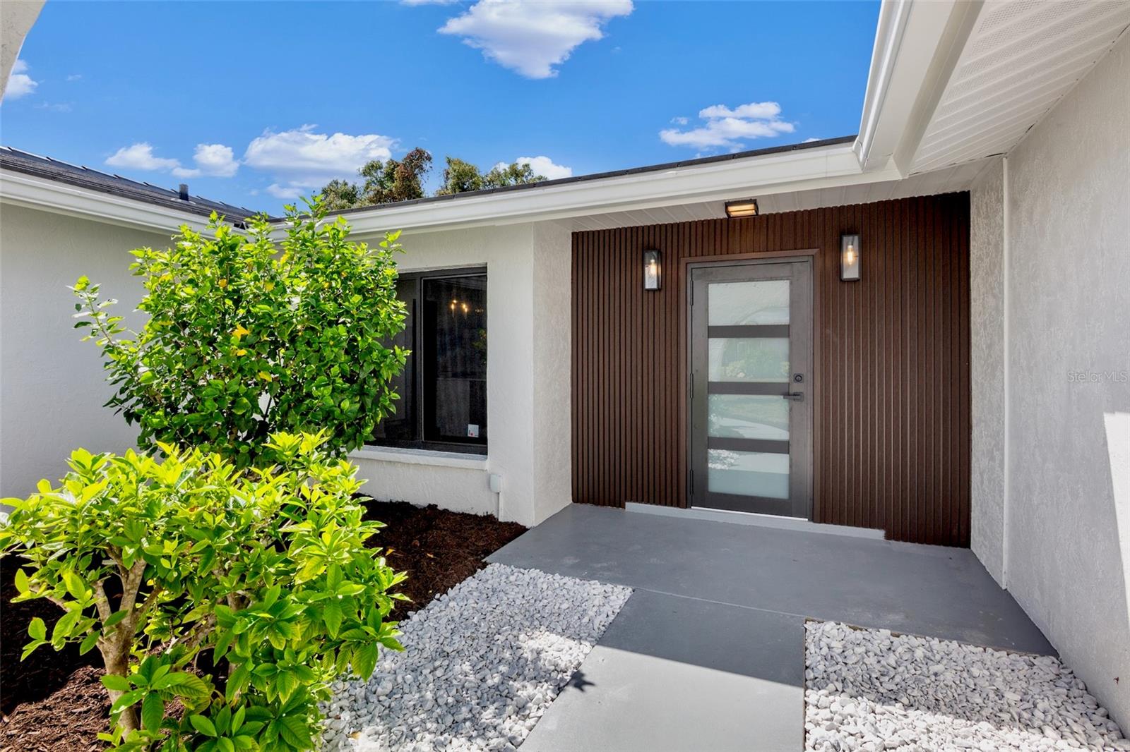 5 BRIDGE STREET, ENGLEWOOD, FL, 34223 2 5 BRIDGE STREET
