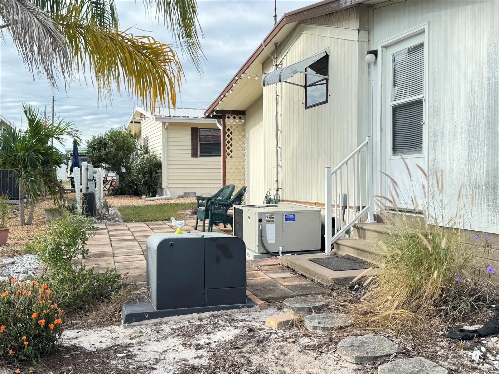 AMERICAN CONDOMINIUM PARKS ZEPHYRHILLS - Residential