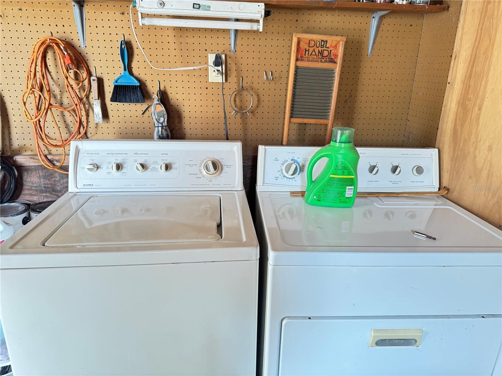 AMERICAN CONDOMINIUM PARKS ZEPHYRHILLS - Residential