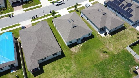 A home in WINTER HAVEN