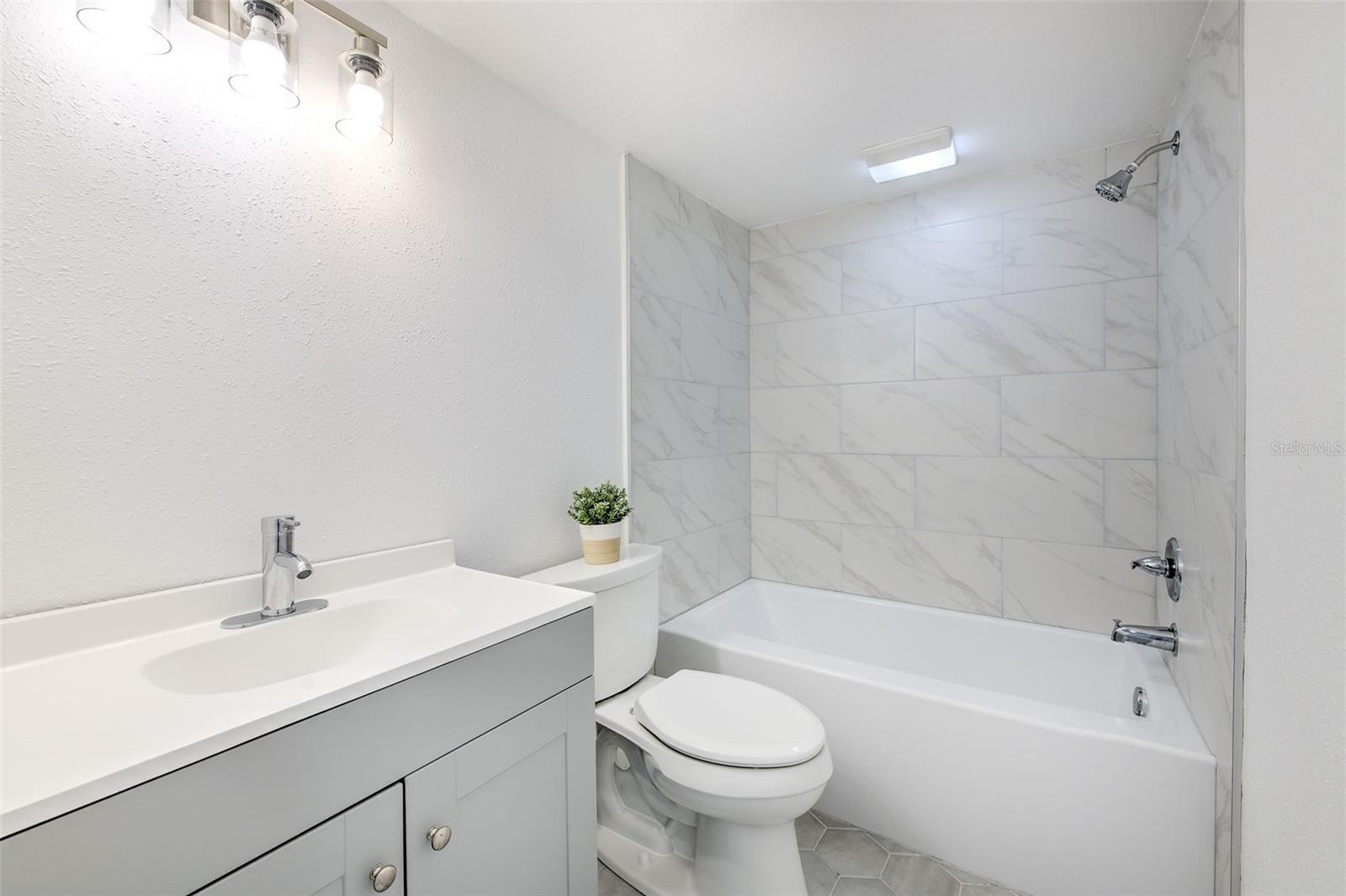 ANCHOR POINT A CONDO - Residential