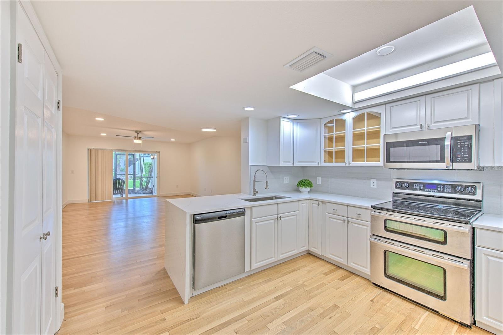 ANCHOR POINT A CONDO - Residential