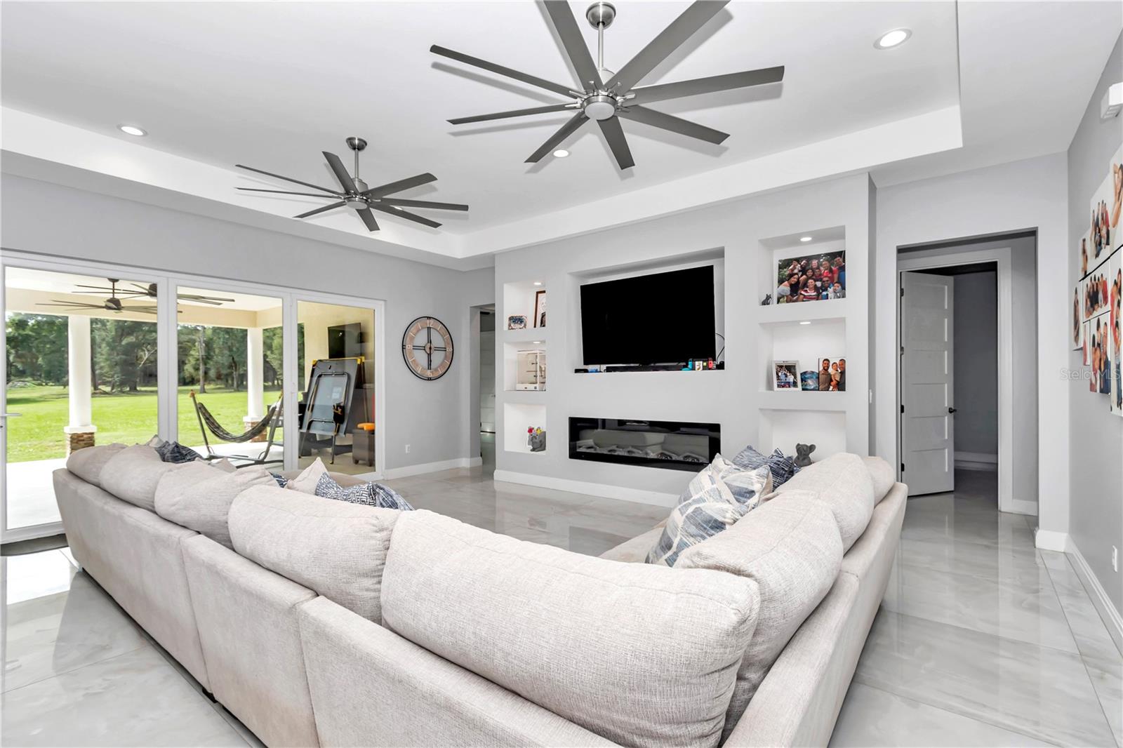 SHADY ROAD FARMS - Residential