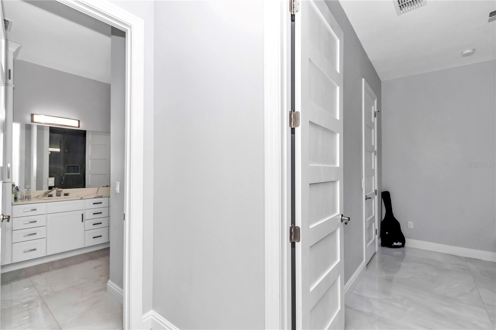 SHADY ROAD FARMS - Residential