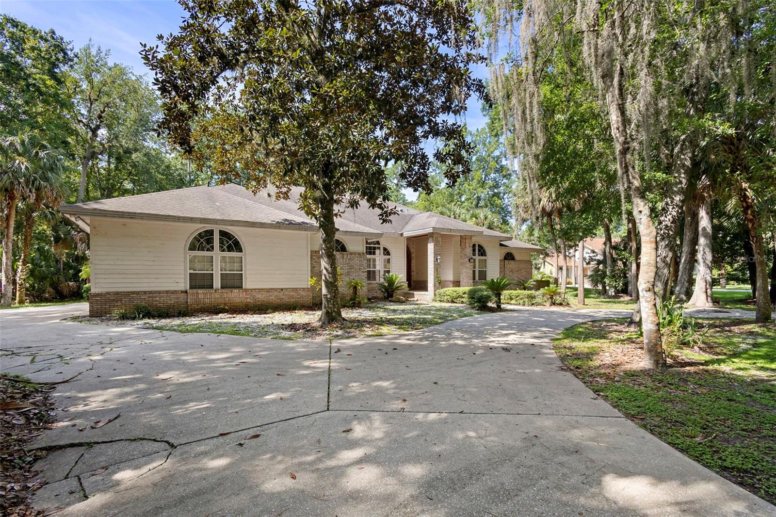 2053 BILTMORE POINT