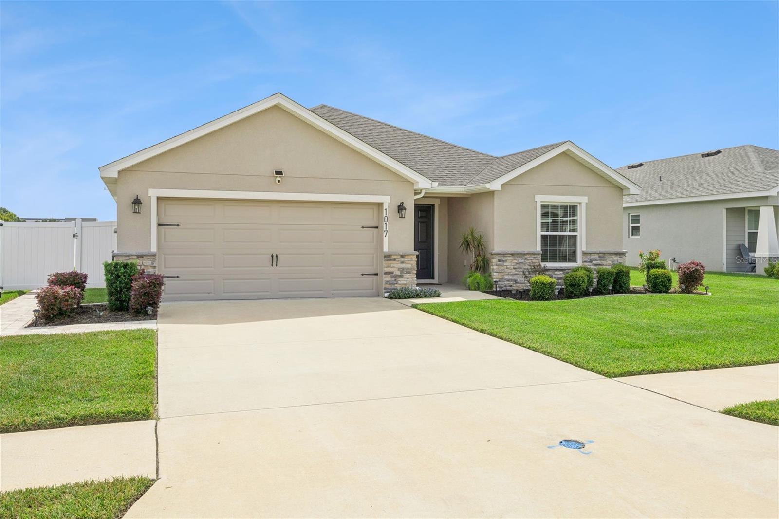 1017 MONTGOMERY LANE