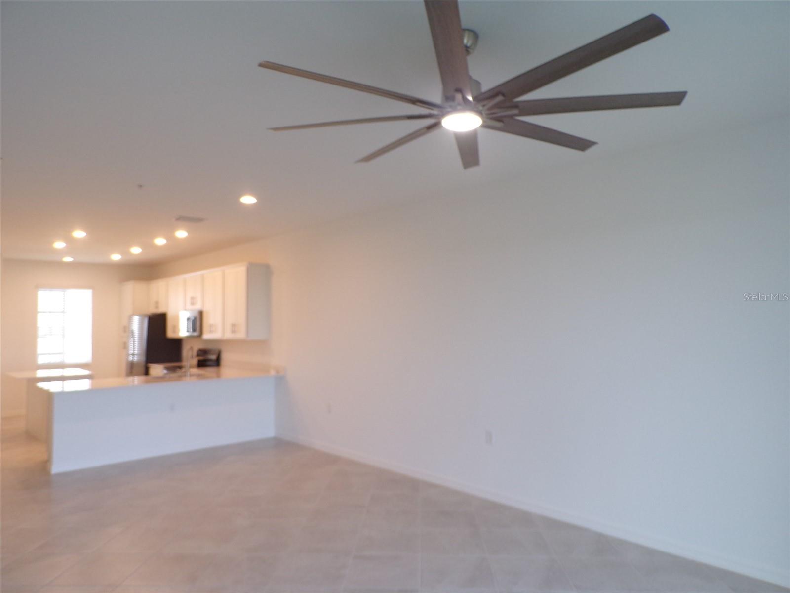 TERRACE VI AT HERITAGE LANDING - Residential Lease