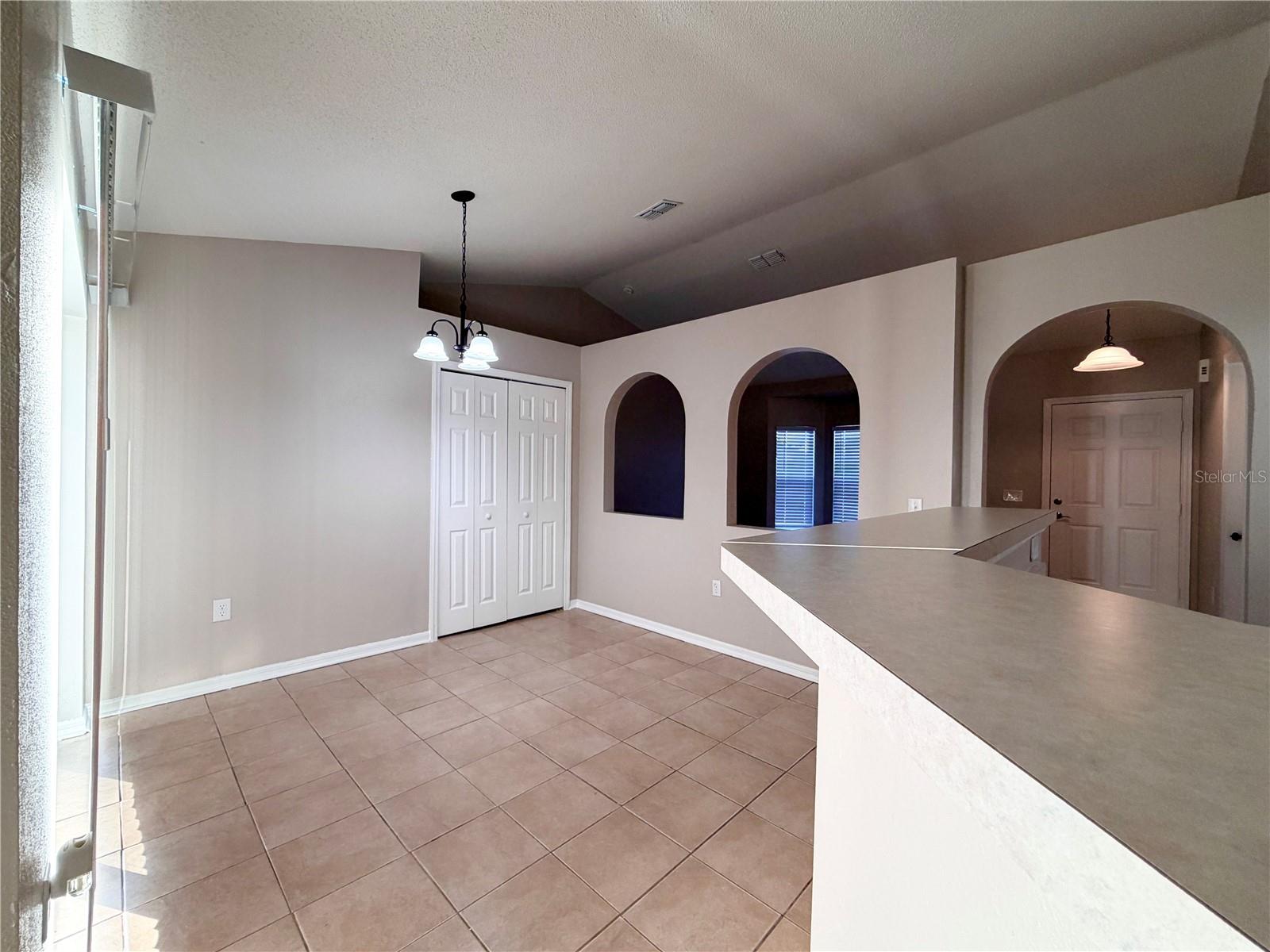 QUEENS COVE PH 04 - Residential