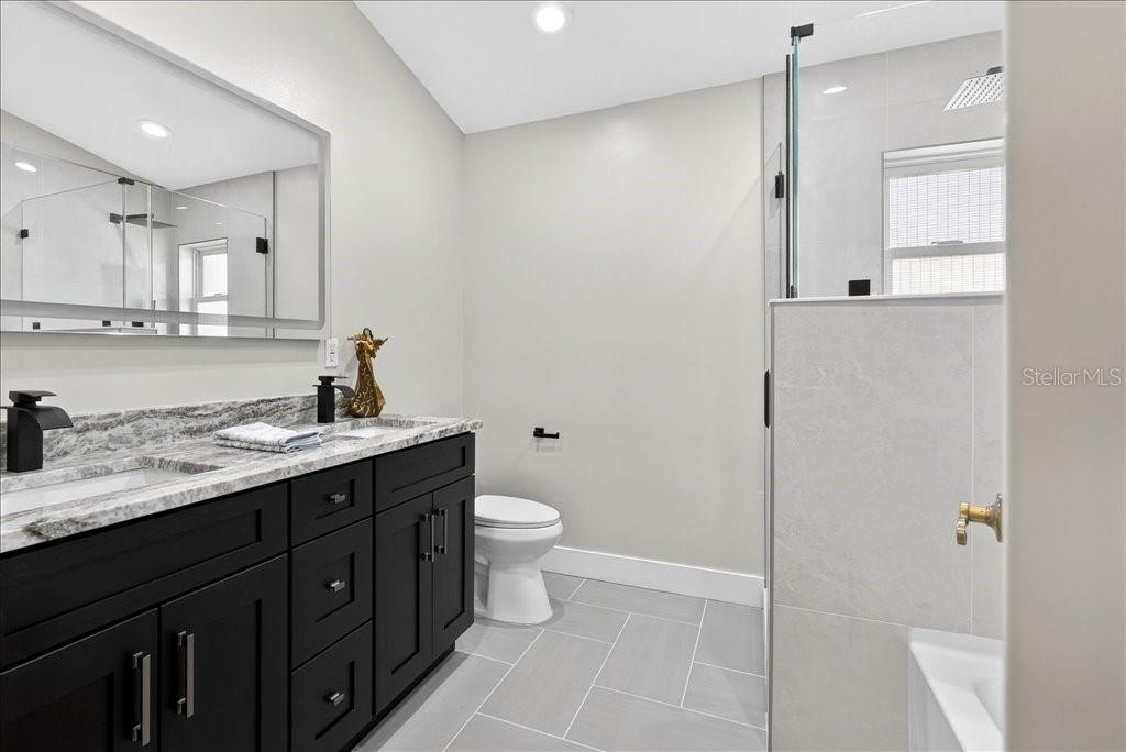 DEERWOOD REP BLK 20 PINE LAKES GOLF COURSE - Residential