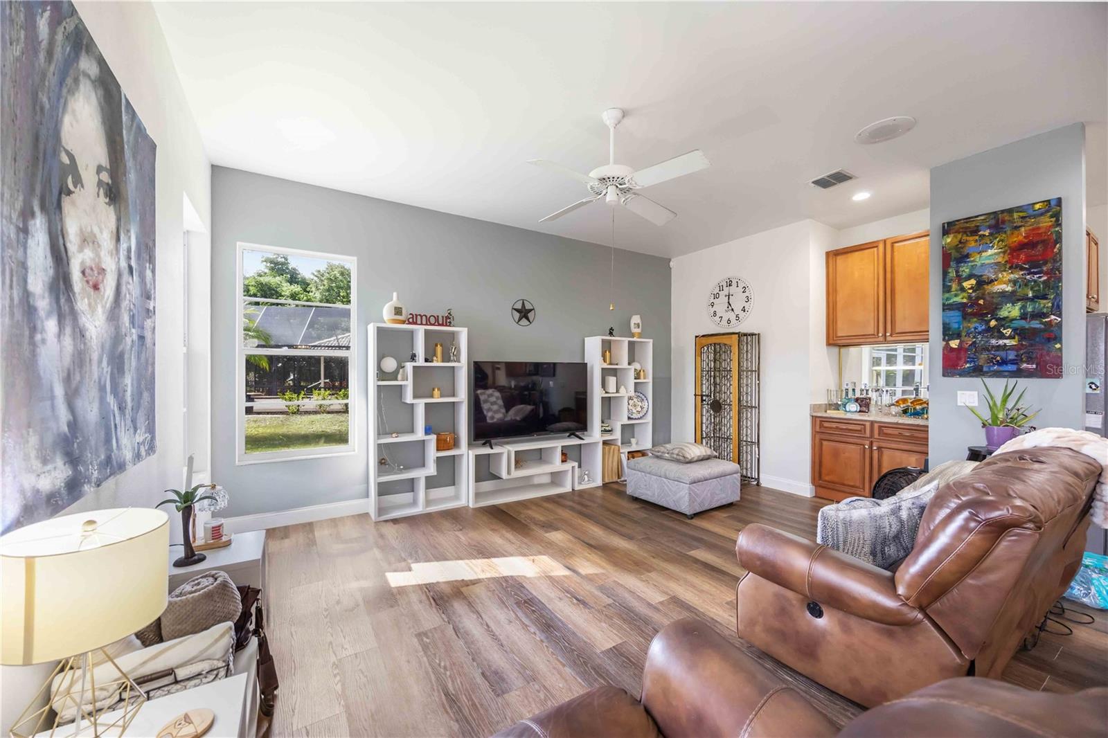 CHESTNUT CREEK MANORS - Residential