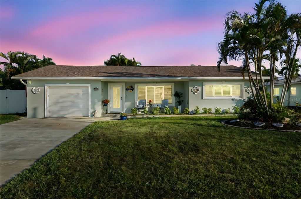 Photo of 10121 4th Street E, Treasure Island, FL 33706 (MLS # TB8450492)